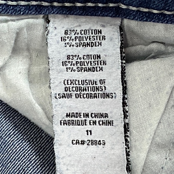 Wallflower Bootcut Low Rise Jeans Sz 11 Decorative Stitching Factory Fading - Picture 8 of 8